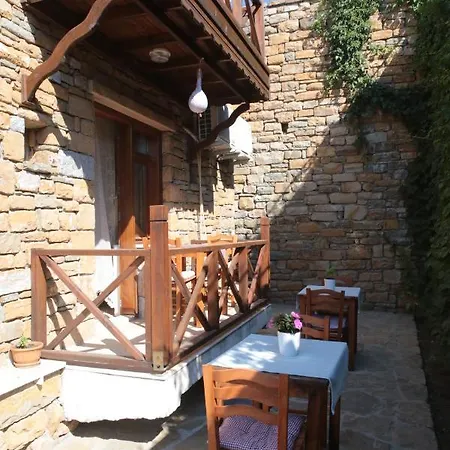 Theia Butik Bed & Breakfast Gokceada